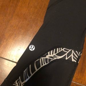 lululemon cropped leggings.